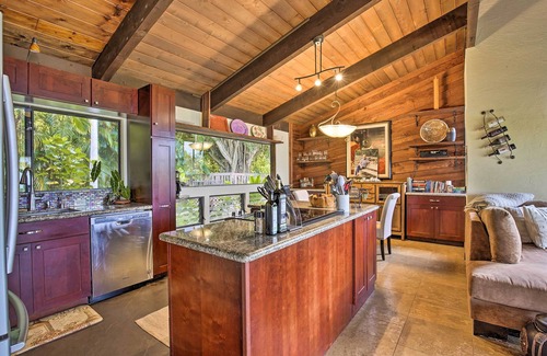 Kona Palisades House | 30-Day Stay at Kailua-Kona House w/Hot Tub!