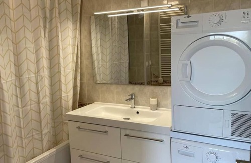 Cergy Apartment | 30 min de Paris Grand Appartement Neuf et Lumineux