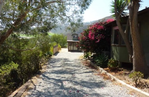 Eastern Malibu House | 30% OFF! Malibu Serene Cottage w/King Bed Beach View BBQ