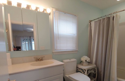 Brant Rock House | 30 STEPS TO SANDY BEACH W/PRIVATE DECK & STAIRS ON SEAWALL
