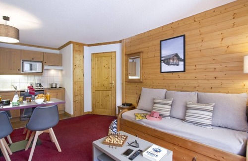Praz-sur-Arly Apartment | 300m from ski slopes, fitness, swimming pool, balcony, tv, ski locker, 28m²