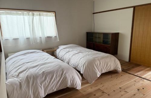 Nagawa House | 300m2 spacious space with your dog