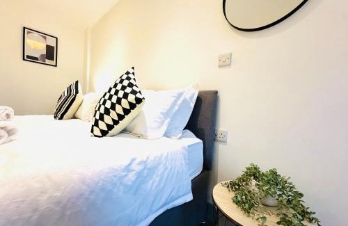 Wakefield Apartment | 301 Grosvenor House