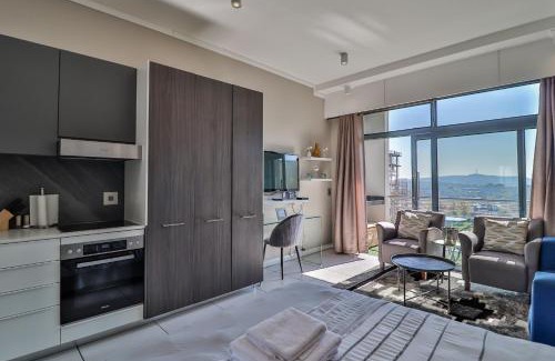 Menlyn Apartment | 301 Menlyn Maine Trilogy Apartment