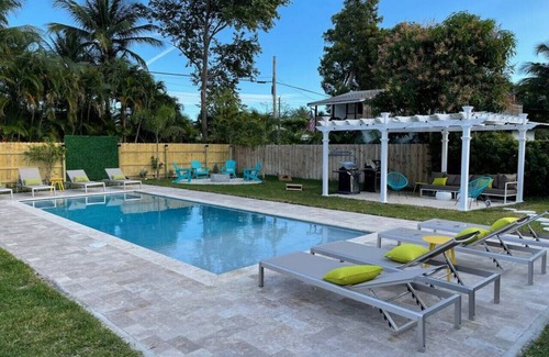 Delray Beach House | 301 · New 2bed/1ba 3 blocks to Atlantic Ave w/Pool #301