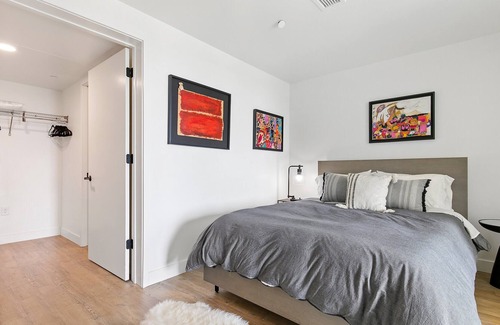 Starr Hill Apartment | 301 West Main | 1 Bed, 1 Bath