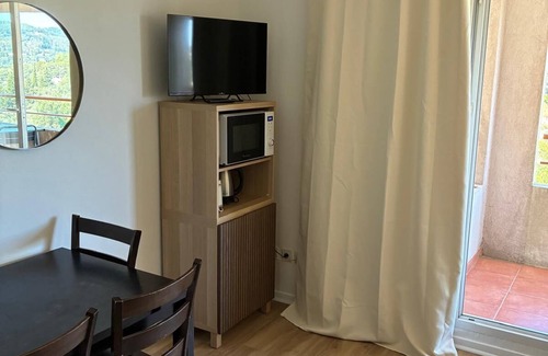 Grasse Apartment | 302, LE VIRGINIA, near the center of Grasse