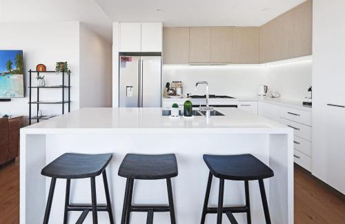 Portarlington Apartment | 302 Penthouse Portarlington Waterfront Luxury sleeping 6 3 Queen Bedrooms 2 bathrooms Private Terrace Aircon and Heating