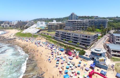 Ballito Apartment | 305 Ballito Manor Gardens, Ballito - With Generator