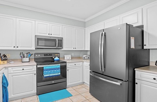 North Myrtle Beach Condo | 308 North Tower - Barefoot Resort Rentals