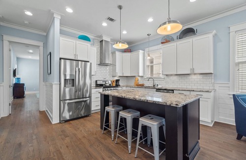 Greenway Park House | 30A Beach House, Pet Friendly, 6 Seater Golf Cart Incl, Beach, Pool, Slps 10