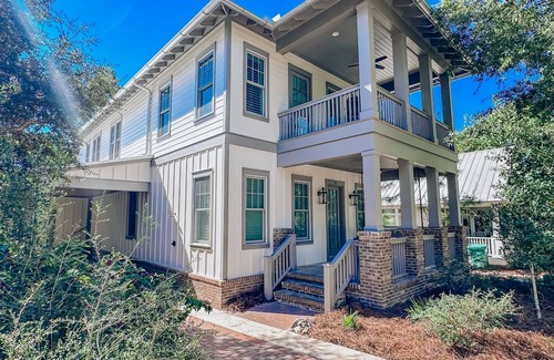 Gulfview Heights House | 30A Cozy 4-bedroom house tucked in the quiet/gated Forest Lakes Subdivision!