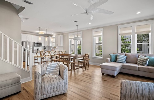 Treetop House | 30A | Resort Pool | Close to Beach & Shopping
