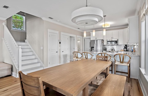 Treetop House | 30A | Resort Pool | Close to Beach & Shopping