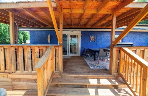 Chattanooga Apartment | 30d+ Two bedroom apartment, each with private bathroom, down town Chattanooga.