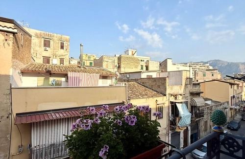 Montegrappa House | 30house cozy home within walking distance of downtown