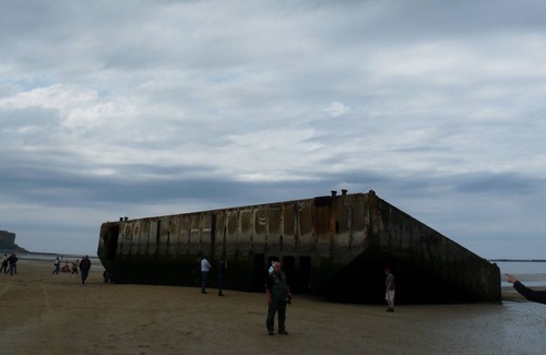 Bayeux Bed & Breakfast | 30m2 for you 300m from the train station, the tapestry and the Cathedral