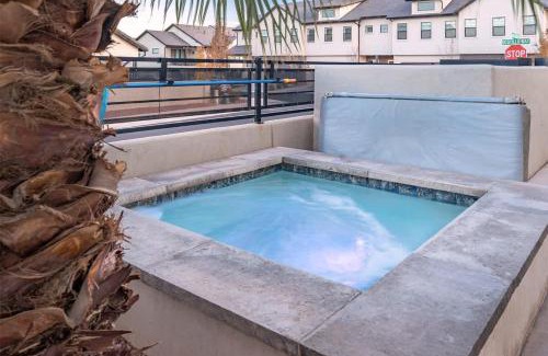 Santa Clara House | 31| Pool Palace in St George with Snow Canyon View