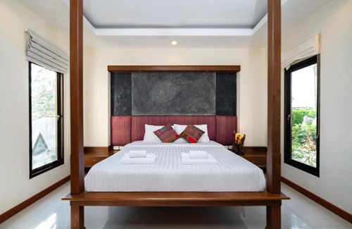 Nong Prue Villa | 31 Soi Mu Ban Phu Thara Pool Villa