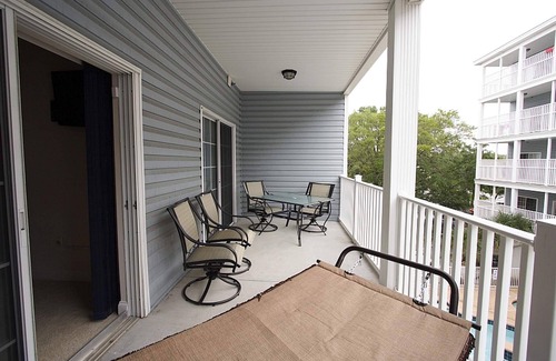 Myrtle Beach Villa | 3100 SqFt Villa with 6 bedrooms, 5 bathrooms in Central Myrtle Beach