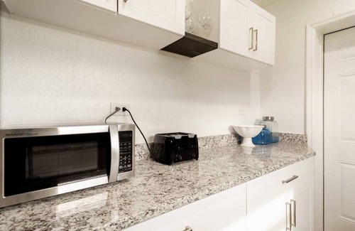 Delray Beach Condo | 311 Downstairs · New 2/2 * 3-blocks off the Ave in heart of Delray!