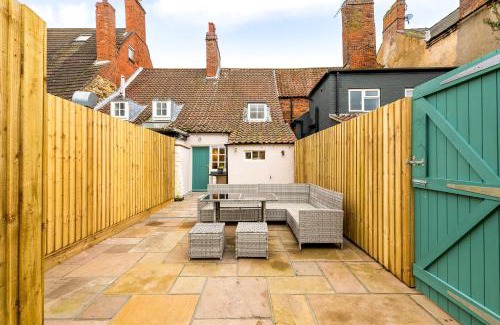 Lincoln House | 32 Bailgate, Lincoln