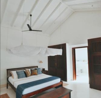 Fort Galle Hotel | 32 Middle Street - 03 Bedrooms villa with private pool