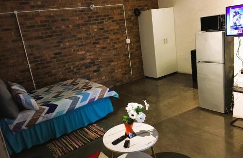 Downtown Johannesburg Bed & Breakfast | 323 Craftsmenship, Maboneng