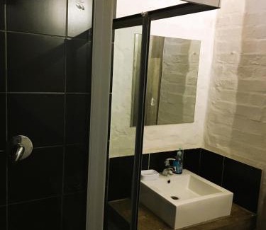 Downtown Johannesburg Bed & Breakfast | 323 Craftsmenship, Maboneng
