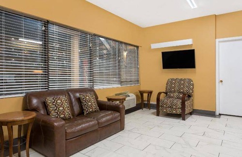 Downtown Reno Hotel | 325 m² Hotel ∙ 127 guests