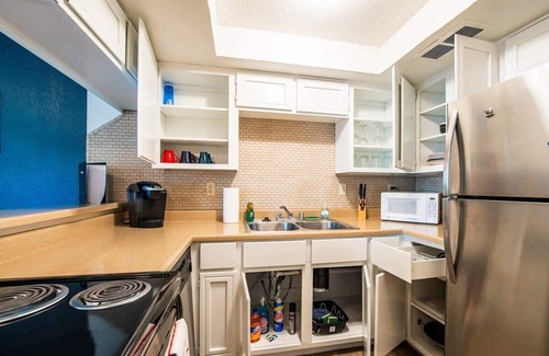Casa Grande Condo | 33 Avenida Pool View Studio Avenida king bed downstairs steps to heated pool NO