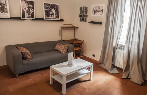 Ronciglione Apartment | 33 Bell Street - the place of the heart