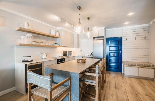 Shaka's Rock Apartment | 33 Perissa, Santorini, Ballito