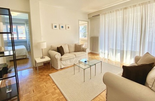Lausanne Apartment | 332 * Near the lake and city center !