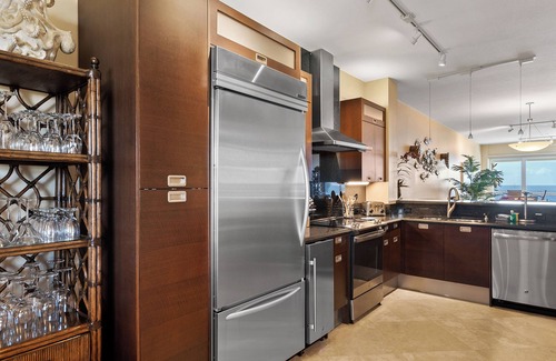 Rock Harbor Condo | 334 Mariners Club | 2 Bed, 2.5 Bath