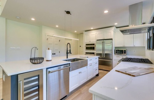 Bluemont House | 33611 Austin Grove Road @ Bluemont, VA