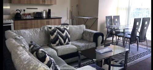 Uplands House | 34 - Room 7 - Uplands