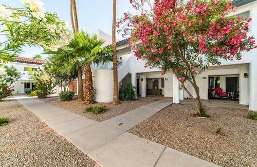 Casa Grande Condo | 34B- Modern studio condo heated pool and dog park