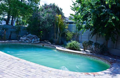 Eikenbosch Bed & Breakfast | 34onlincoln Guesthouse