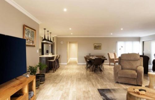 George House | 35 Brookside on Kingswood Golf Estate