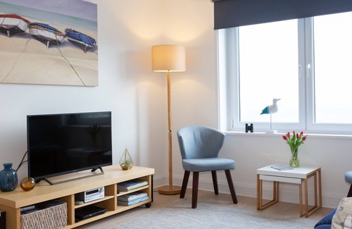 St Ives Apartment | 35 Carrack Widden – On-Site Parking - Sea Views