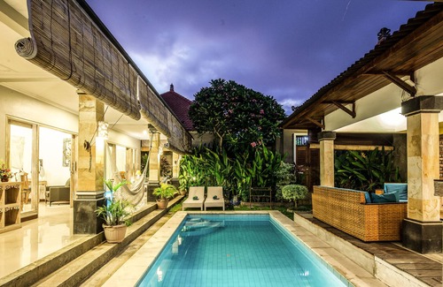 Seminyak Villa | -35% NOW! 2BR Fusion Hammock Villa w/bathtubs - 10" ride to Beach