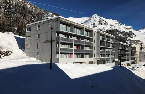 Flaine Apartment | 350m from ski slopes, 3rd floor, view mountain, tv, 60m², Flaine