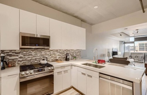Downtown Las Vegas Condo | 353 East Bonneville #805 Las Vegas