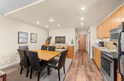 Olympic Valley Condo | 354 | Premium Loft Vibes - Oven, A/C + Pool