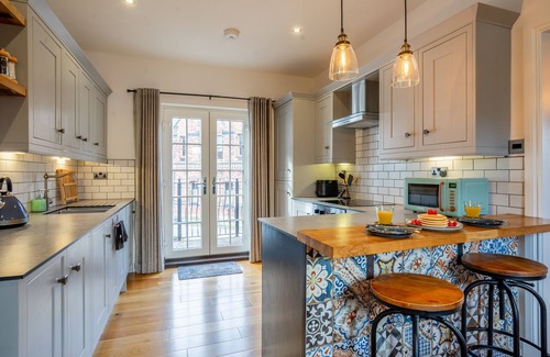York House | 36 Dalton Terrace - a family break that sleeps 6 guests