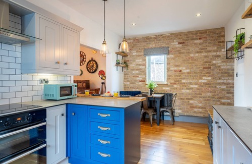 York House | 36 Dalton Terrace - a family break that sleeps 6 guests