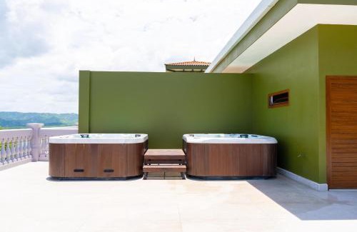 Playa Flamingo Apartment | 360 Splendor 306-Ocean View Condo-Breakfast