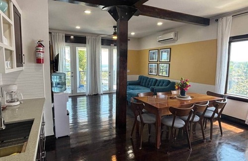 Caye Caulker Villa | 360 Suites: Seaside 6 Bedroom Retreat