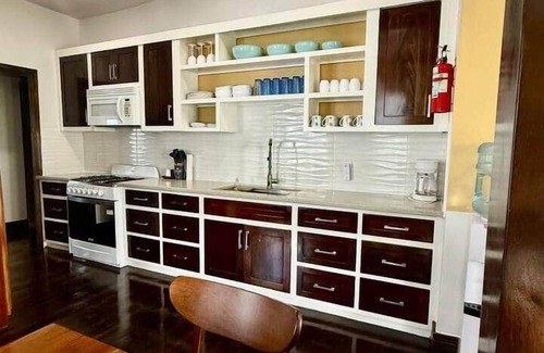 Caye Caulker Villa | 360 Suites: Seaside 6 Bedroom Retreat